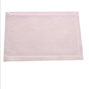 Light Brown Dining Table Placemats and Napkins